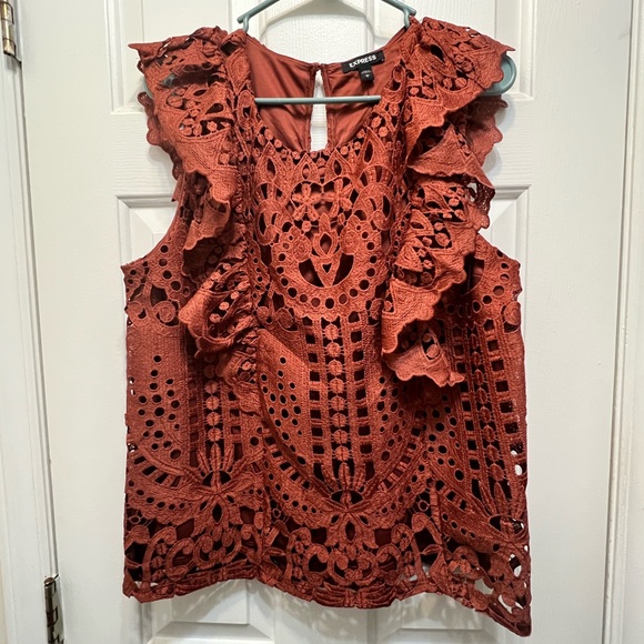 Express Lace blouse short sleeve size large - Picture 2 of 6